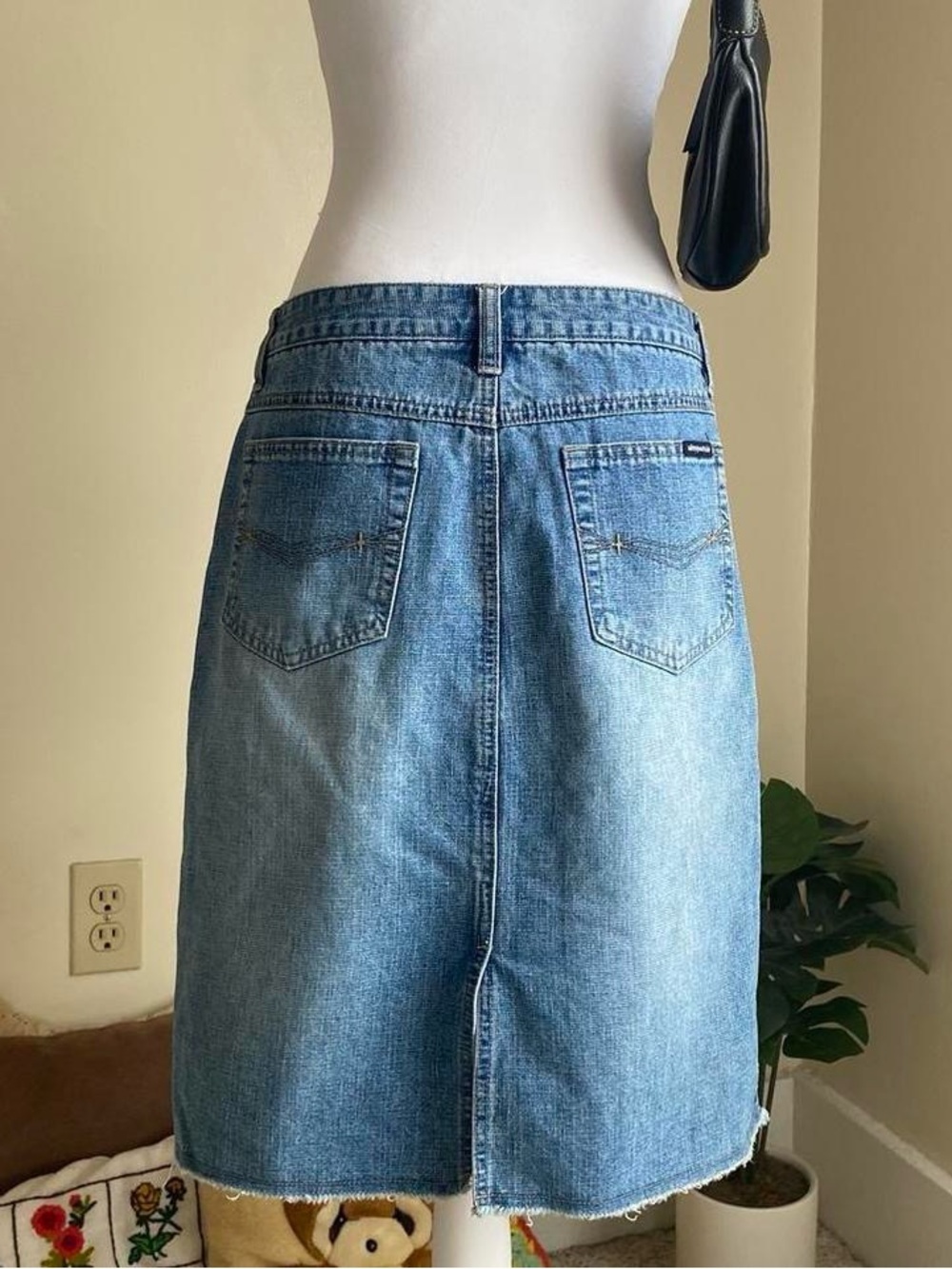 Vintage low rise denim midi skirt - Picture 8 of 8